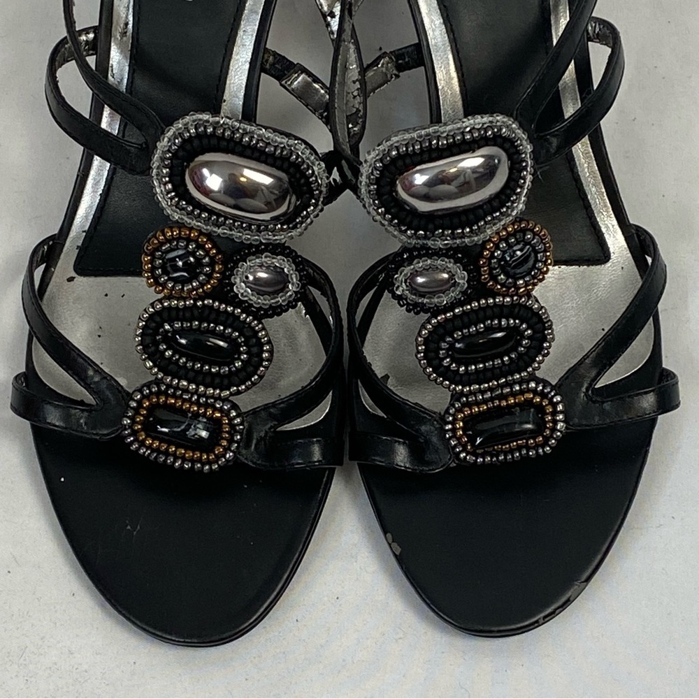 Bandolino Black Strappy Beaded Heels Size 10 M New With Defect - Picture 9 of 16